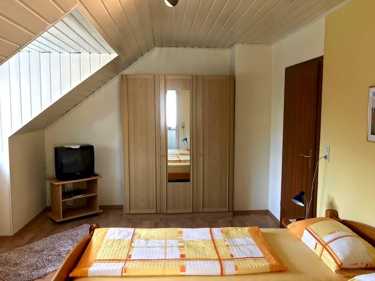 Gastehaus Hoffmann Bed & Breakfast Farschweiler Dış mekan fotoğraf